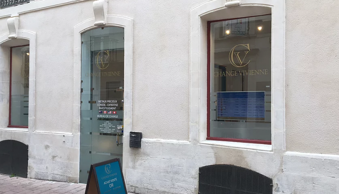 Change Vivienne Poitiers